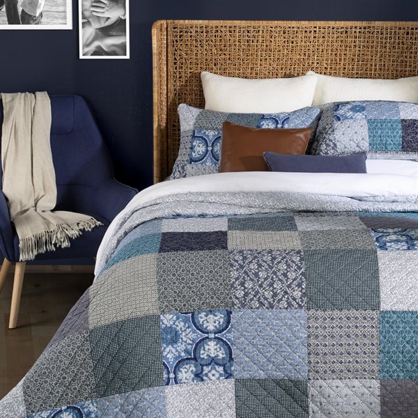 Victorine blue patchwork quilt