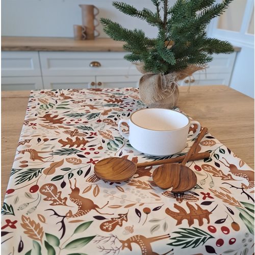 Chestnut woodland patterned tablecloth 